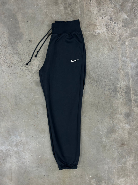 Nike Cuffed Joggers - Black
