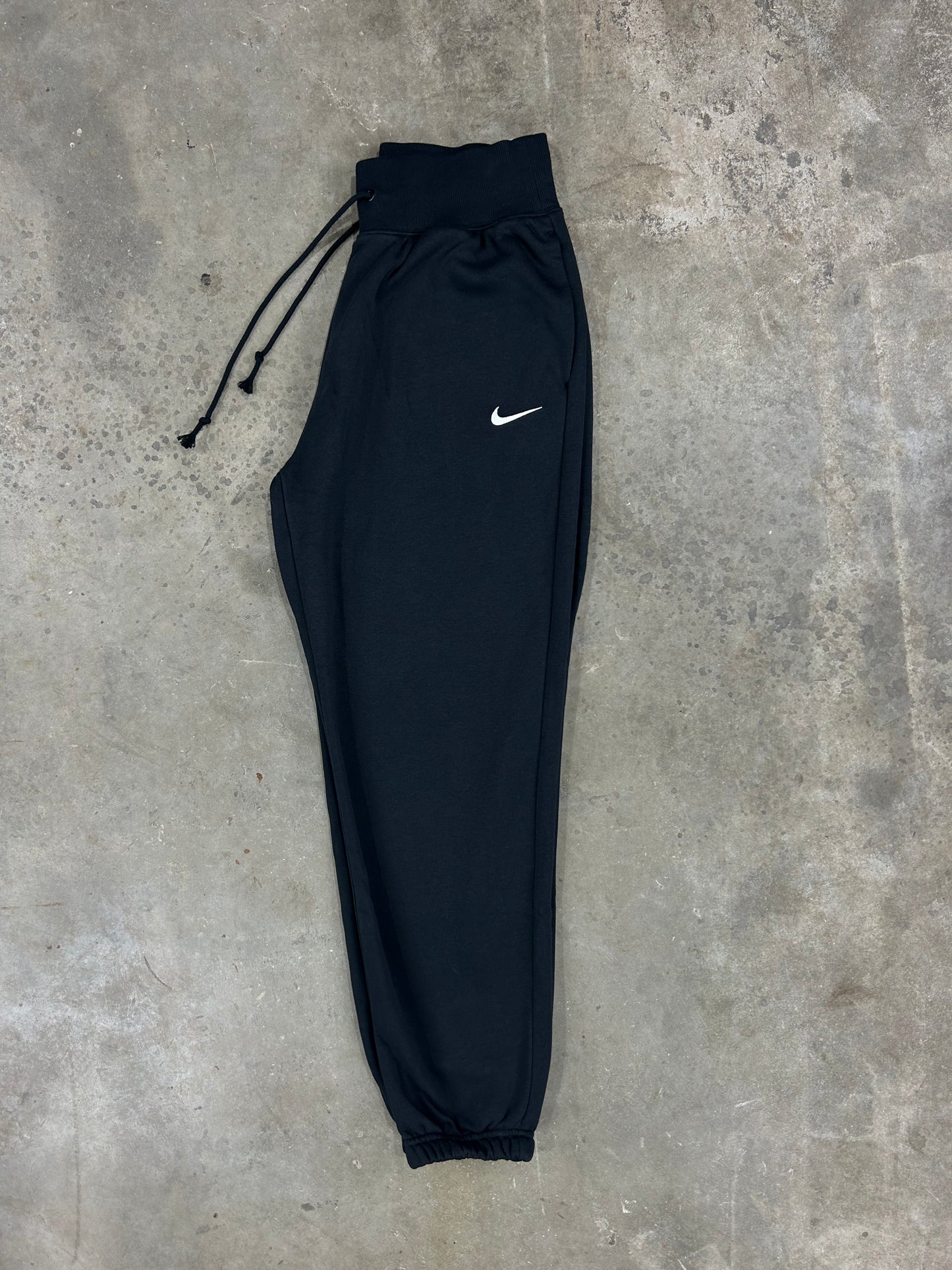 Nike Cuffed Joggers - Black